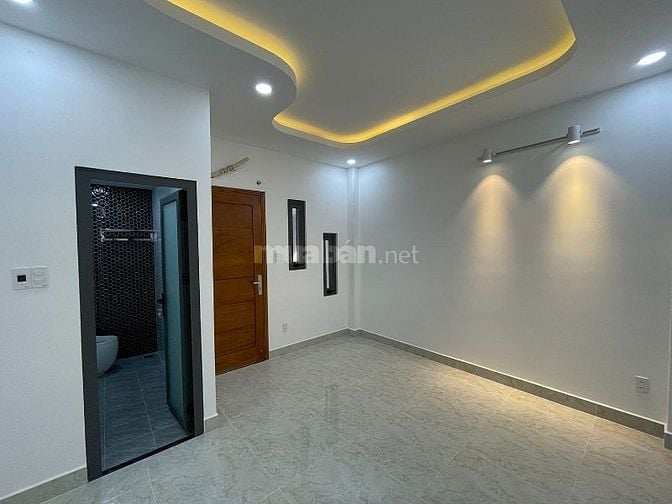 Cho thuê nguyên căn số 91/22C Nguyễn Trọng Tuyển, n.thất ccấp, Hẻm ôtô