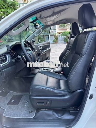 Toyota Fortuner 2020 2.7V 4x2 AT - 46000 km