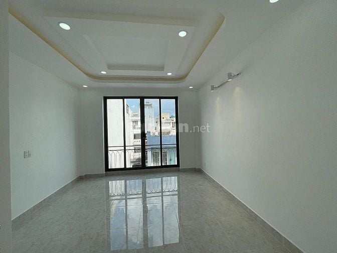 Cho thuê nguyên căn số 91/22C Nguyễn Trọng Tuyển, n.thất ccấp, Hẻm ôtô