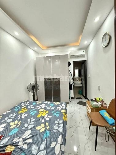 Bán nhà mặt ngõ 84 Lĩnh Nam, ngõ ô tô tránh, kinh doanh, 70m2, 6 tầng