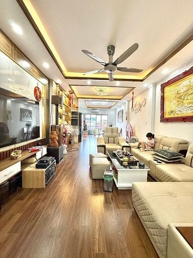 Bán nhà mặt ngõ 84 Lĩnh Nam, ngõ ô tô tránh, kinh doanh, 70m2, 6 tầng