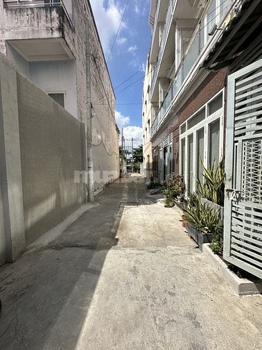 🏡 NHÀ ĐẸP PHƯỜNG 16, QUẬN 8 – Ô TÔ ĐỖ CỬA, GIÁ YÊU THƯƠNG 6.4T🔥