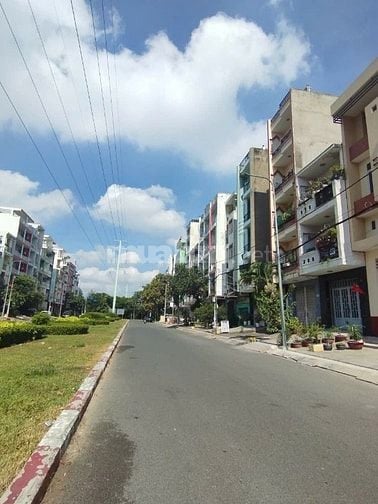 Đd cv 🦖 MT đường 30m Song Hành F. 10, Q.6, 6 lầu+ thang máy chỉ 14 tỷ