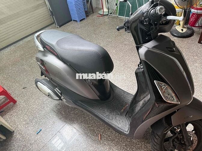 Cần bán xe grande 2022 chính chủ