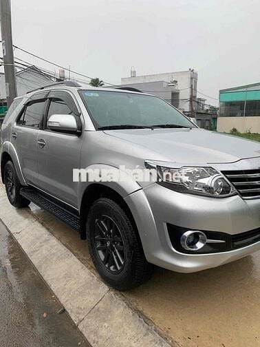 Toyota Fortuner 2016 2.7V 4X2 AT - 98000 km