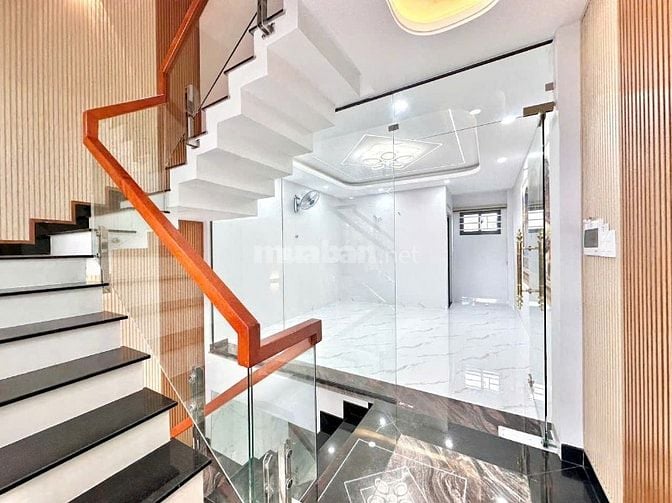 Bán Nhà đường Lê Văn Quới: 4mx16m đúc 1 lửng 3 lầu