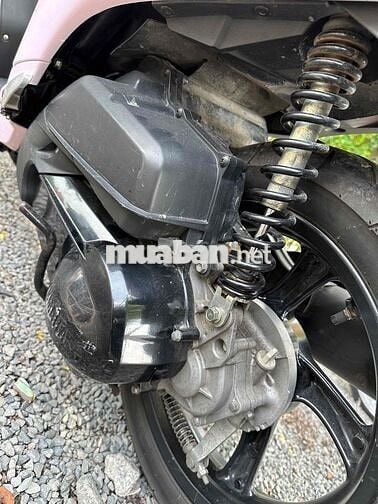 Janus 2018 nguyên zin.vợ chạy kĩ.đẹp lắm ạ.êm ru