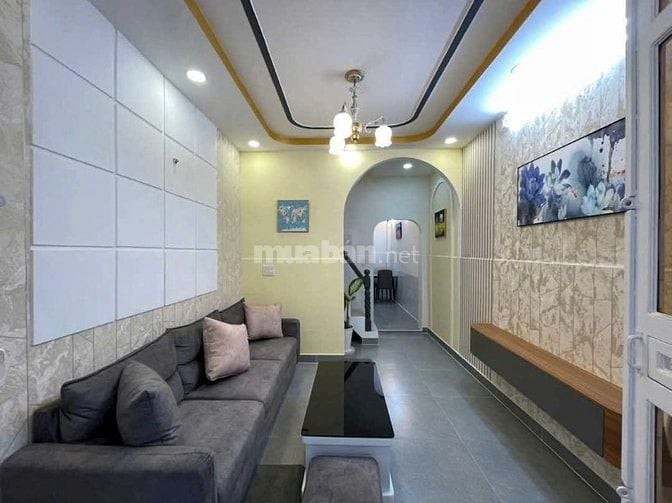 Nhanh thì còn! Nhà Lê Văn Sỹ, Quận 3. Nhà SHR, DT 64m2 giá 3tỷ050tr