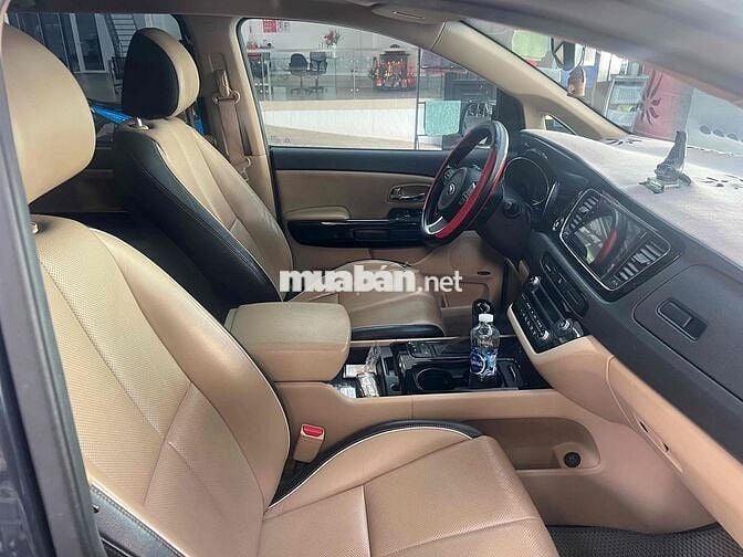Kia Sedona 2016 2.2 DAT - 112000 km