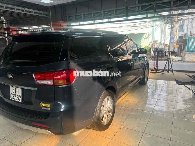 Kia Sedona 2016 2.2 DAT - 112000 km
