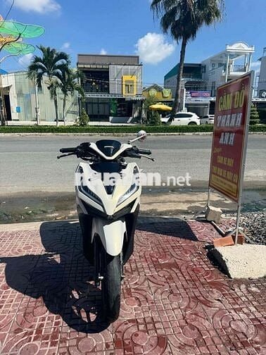 Vario 125