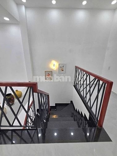 Cho thuê nhà xây mới trệt lửng 61m2 đất Thống Nhất
