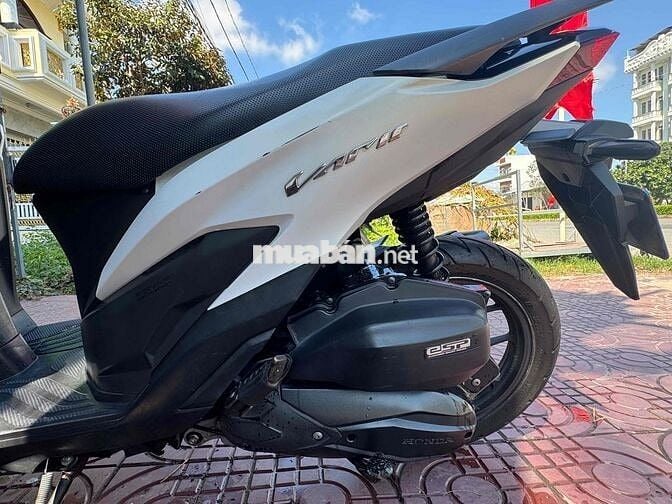 Vario 125