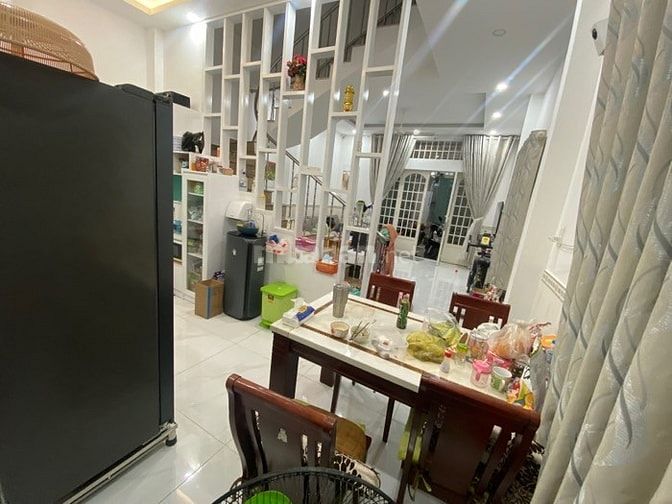 👍Nhà Ngộp siêu rẻ đường tân Kỳ tân Quý DT 4,5x18, 2 lầu 