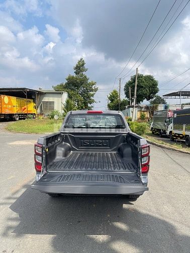 D-MAX 2 cầu số tự động type z 2025