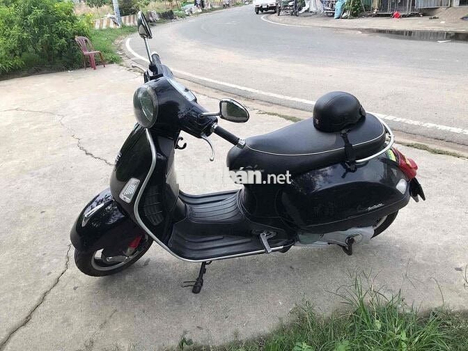 Xe chính chủ mua mới từ đầu biển số thành phố