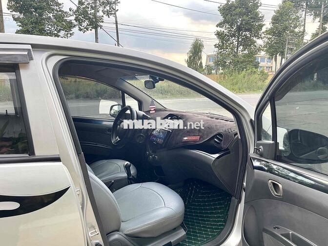Chevrolet Spark 2011 LT 1.2 MT - 14000 km