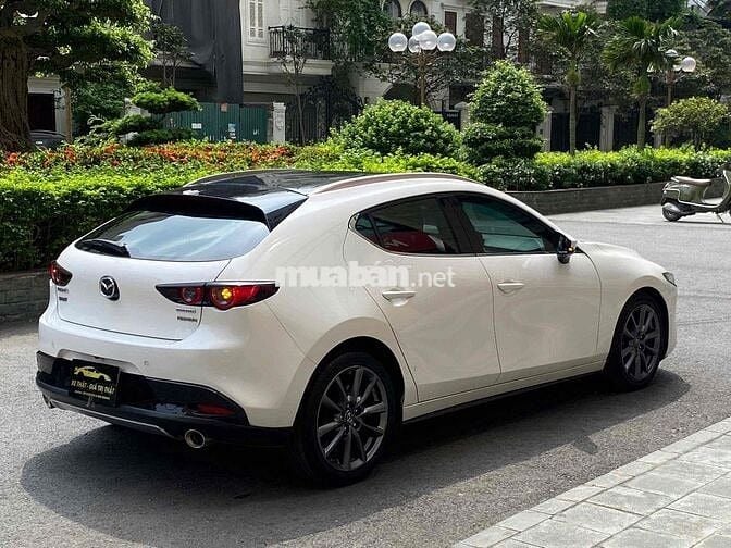 Mazda 3 Sport 1.5L Premium đk 2021 đi rất ít