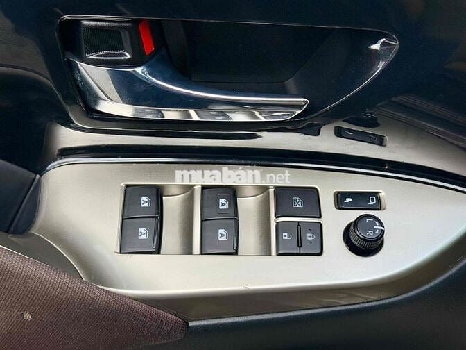 Toyota Innova 2.0G 2021 xe đẹp 1chủ bao test hãng