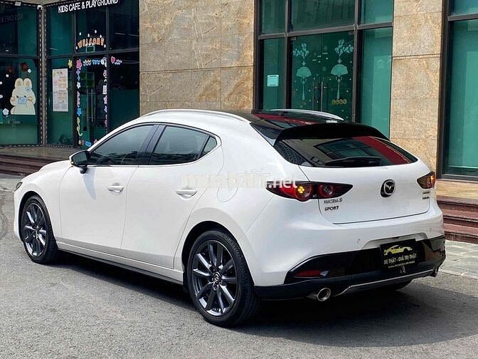 Mazda 3 Sport 1.5L Premium đk 2021 đi rất ít