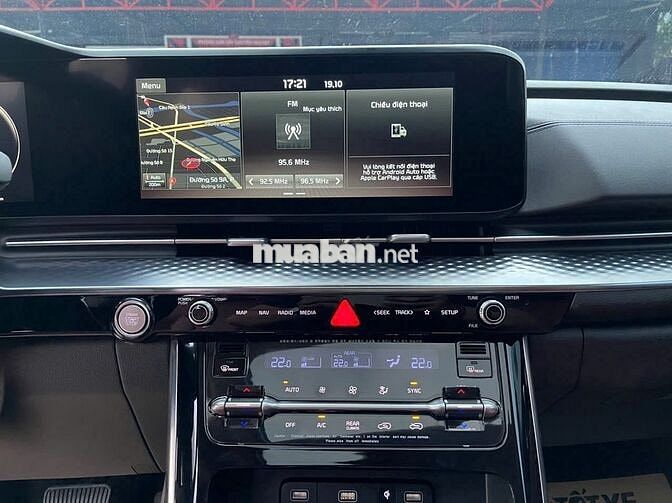 Kia Carnival 2022 Signature 2.2D 40000km ko lỗi