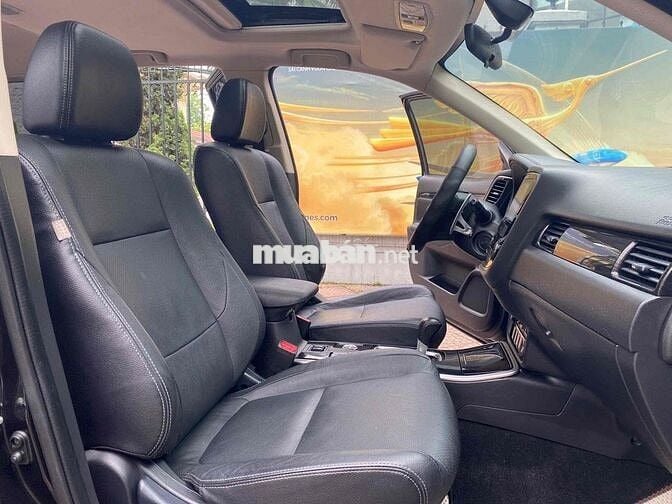 Missu OUTLANDER 2.4 PREMIUM 4x4 Black