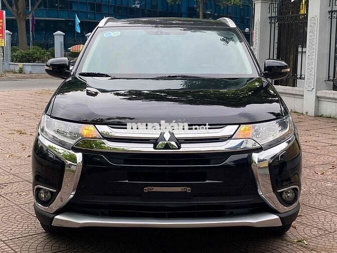 Missu OUTLANDER 2.4 PREMIUM 4x4 Black