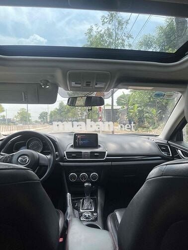 Mazda 3 2016 1.5 AT Sedan - 100000 km