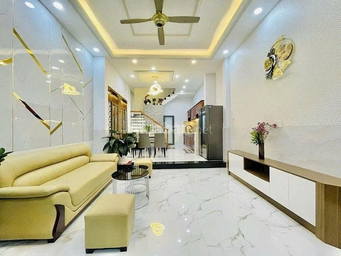 Nhà hiếm Q8 51m2 Dương Bá Trạc phường 1 2tỷ050 sổ sẵn.