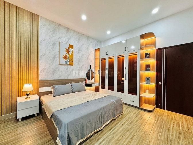 BÁN NHÀ NGAY PHỐ ẨM THỰC ĐƯỜNG VẠN KIẾP, P3, BÌNH THẠNH  2 TỶ 650/50m2