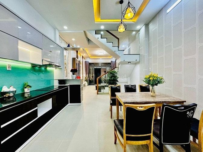 BÁN NHÀ NGAY PHỐ ẨM THỰC ĐƯỜNG VẠN KIẾP, P3, BÌNH THẠNH  2 TỶ 650/50m2