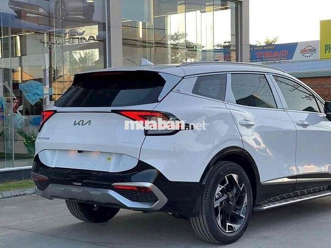 Kia Sportage 2024 Premium 2.0G Giảm 35 triệu