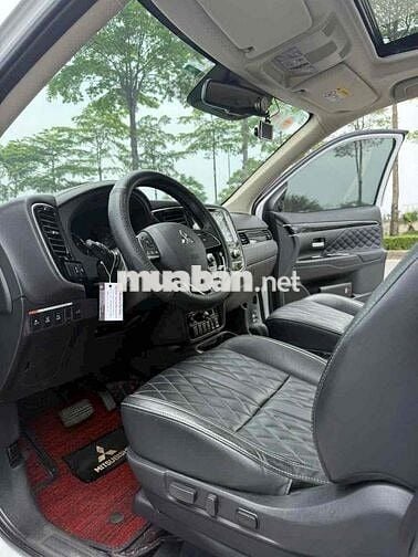 Mitsubishi Outlander 2022 - 28000 km