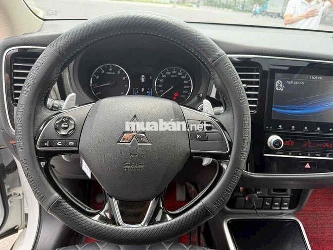 Mitsubishi Outlander 2022 - 28000 km