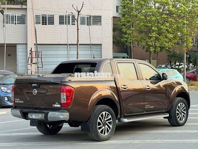 Bán xe Nissan Navara 2015 SL số sàn 2 cầu bản đủ