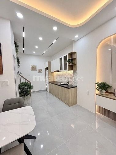 BÁN NHÀ PHỐ-GIÁ CỰC TỐT|đường Nguyễn Đình Chi P9 Q6|hẻm xe hơi|SHR