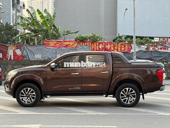 Bán xe Nissan Navara 2015 SL số sàn 2 cầu bản đủ