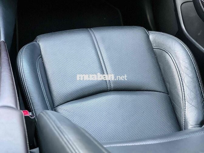 Mazda 3 2018 1.5 AT Sedan - 64000 km