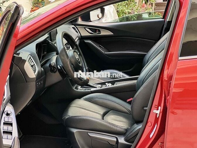 Mazda 3 2018 1.5 AT Sedan - 64000 km