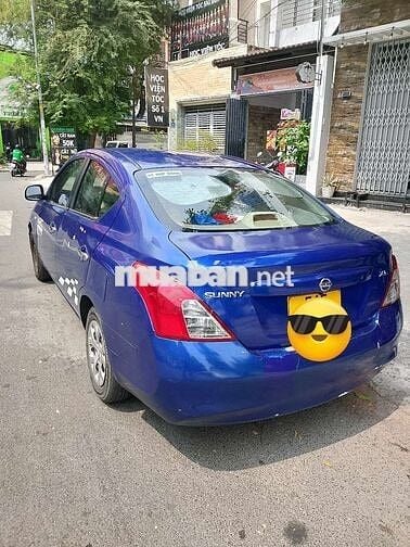Nissan Sunny 2015 1.5 XL - 300000 km