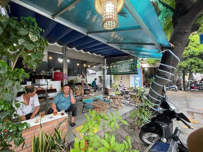 SANG CAFE GÓC 2 MT. Hòa Thạnh. Q. Tân Phú
