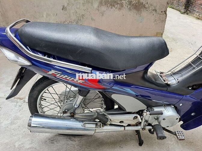Future nguyên bản biển Hà Nội