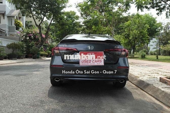 Honda Civic 2022 RS Xam - 22700 km, Sơn zin 99%