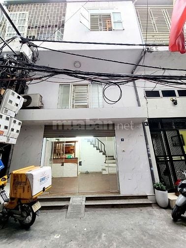 Cho thuê nhà 26 ngõ 403 Bạch Mai, 3 tầng 2N, 2WC, khách, bếp, ban công