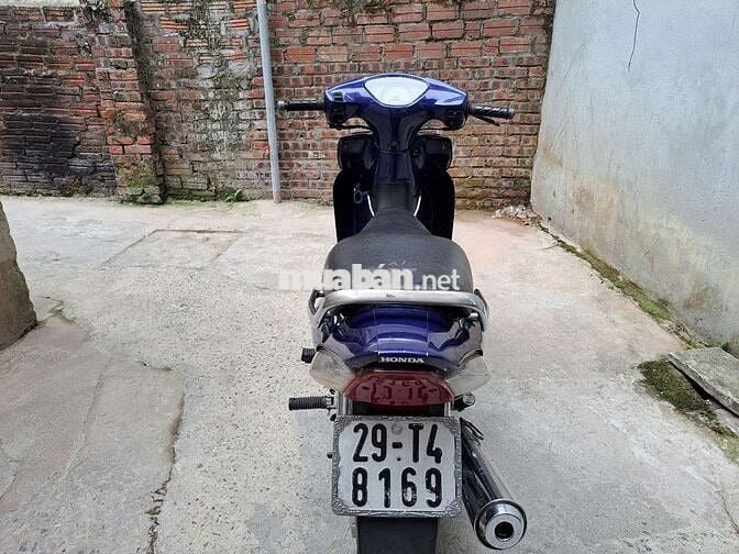 Future nguyên bản biển Hà Nội