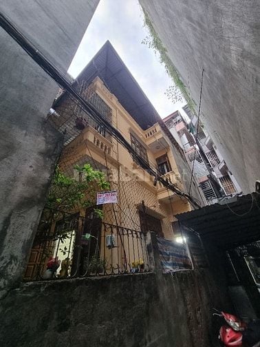 Bán nhà ngõ 72, Tôn Thất Tùng, Đống Đa, Hà Nội