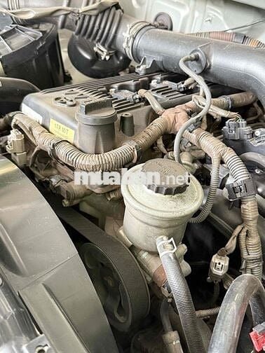 Toyota Innova 2010 G - 180000 km