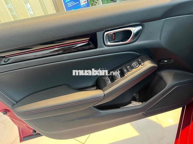 Honda Civic 2024 RS KM: 60Tr, Vay 80% Bao đậu NH