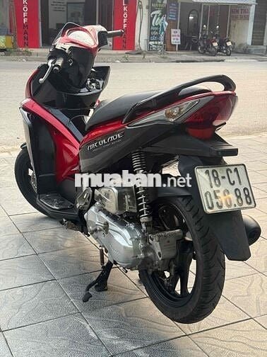 Hon đa air blade  2012  chính chủ   máy êm chất