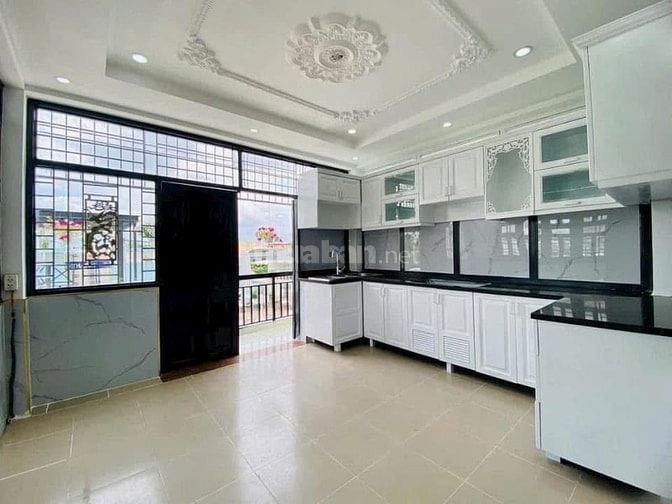Bán gấp nhà cực đẹp giá cực êm tại Trần Quý, P7, Q11| 3,640 tỷ| 45m2